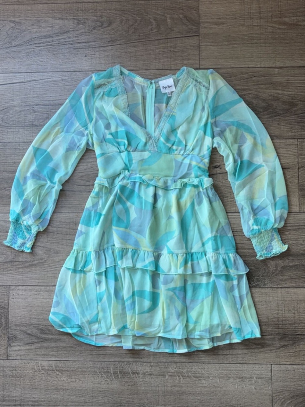 NWOT: Sky to Moon Long Sleeve Ruffle Dress: Size Medium
